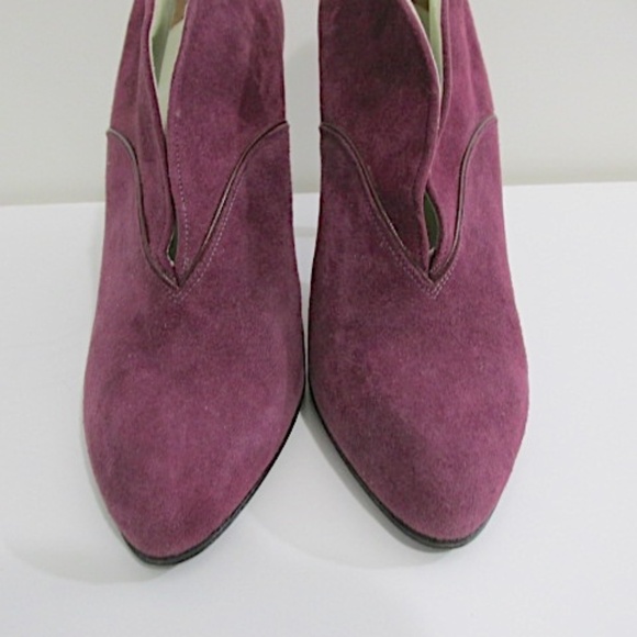 Vintage Charles Jourdan Fuchsia Suede Ankle Boots, NWOT, Size 6.5 - Picture 3 of 10